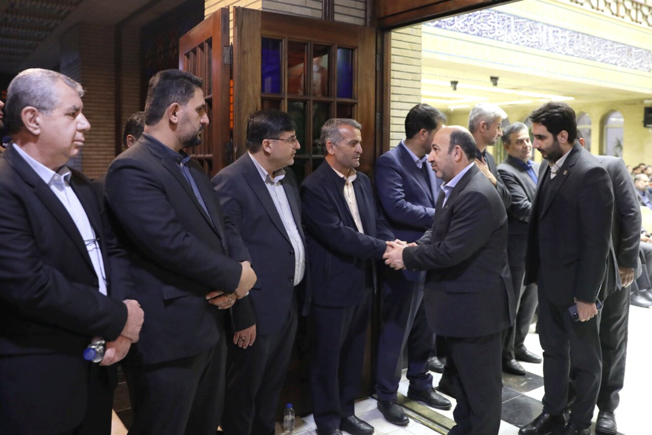 مراسم گرامیداشت درگذشت فرزند نماینده مردم لردگان در مجلس