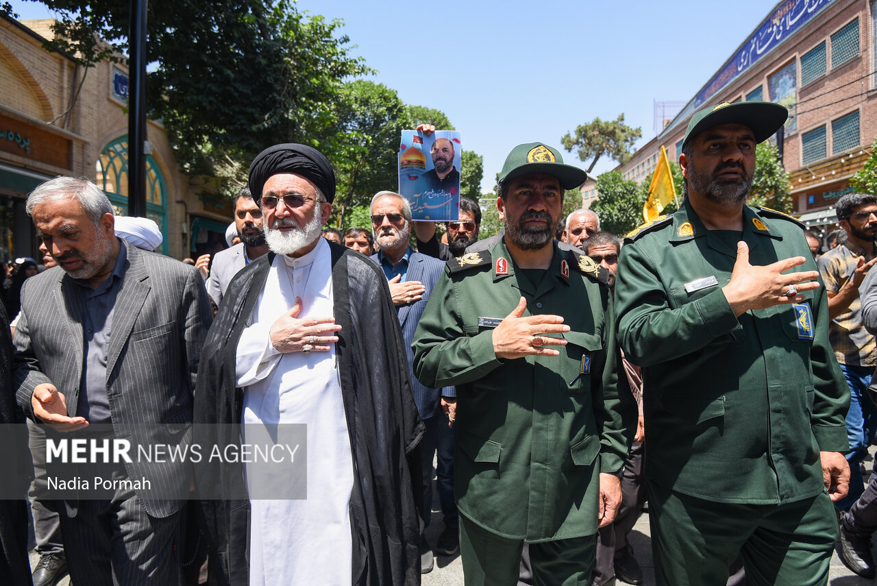 تشییع پیکر شهید مدافع حرم «سعید آبیار»