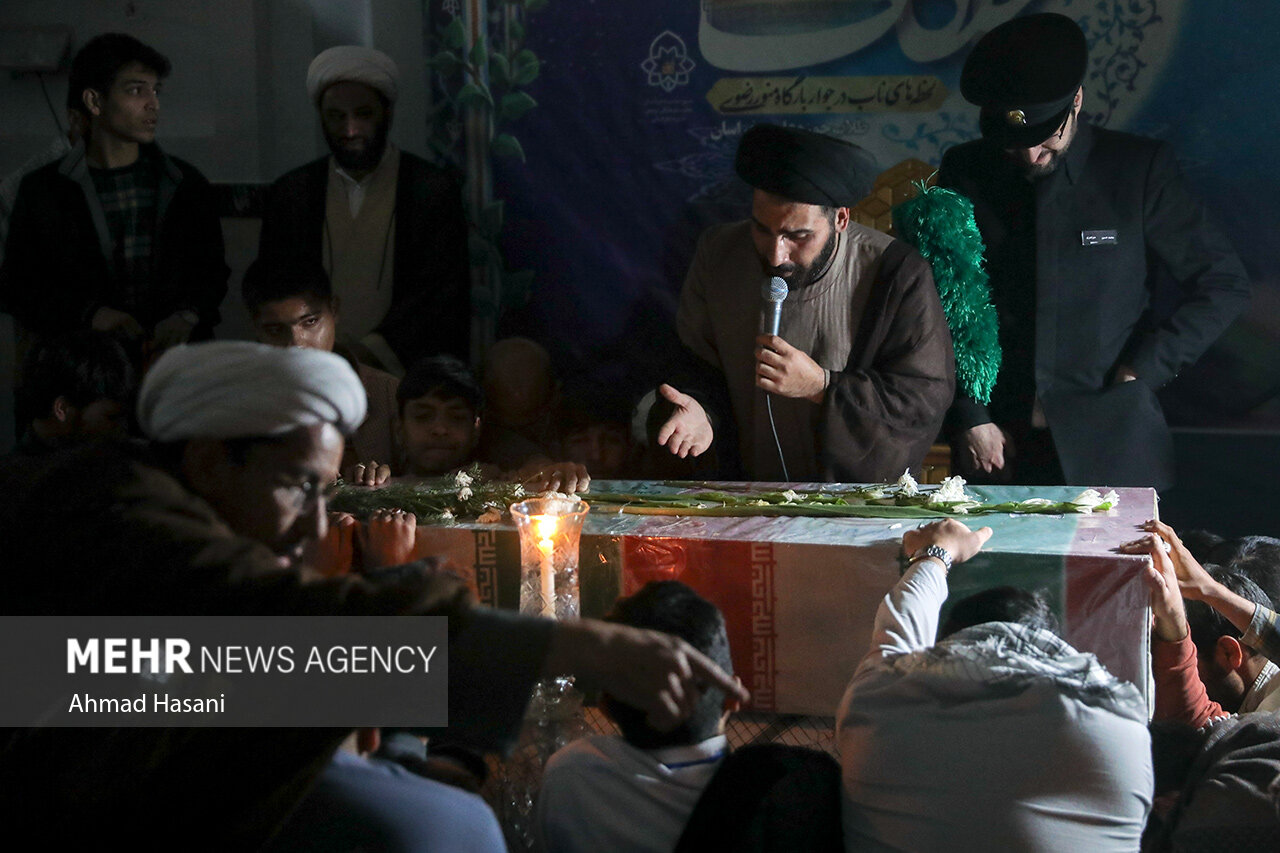 تشییع دو شهید گمنام