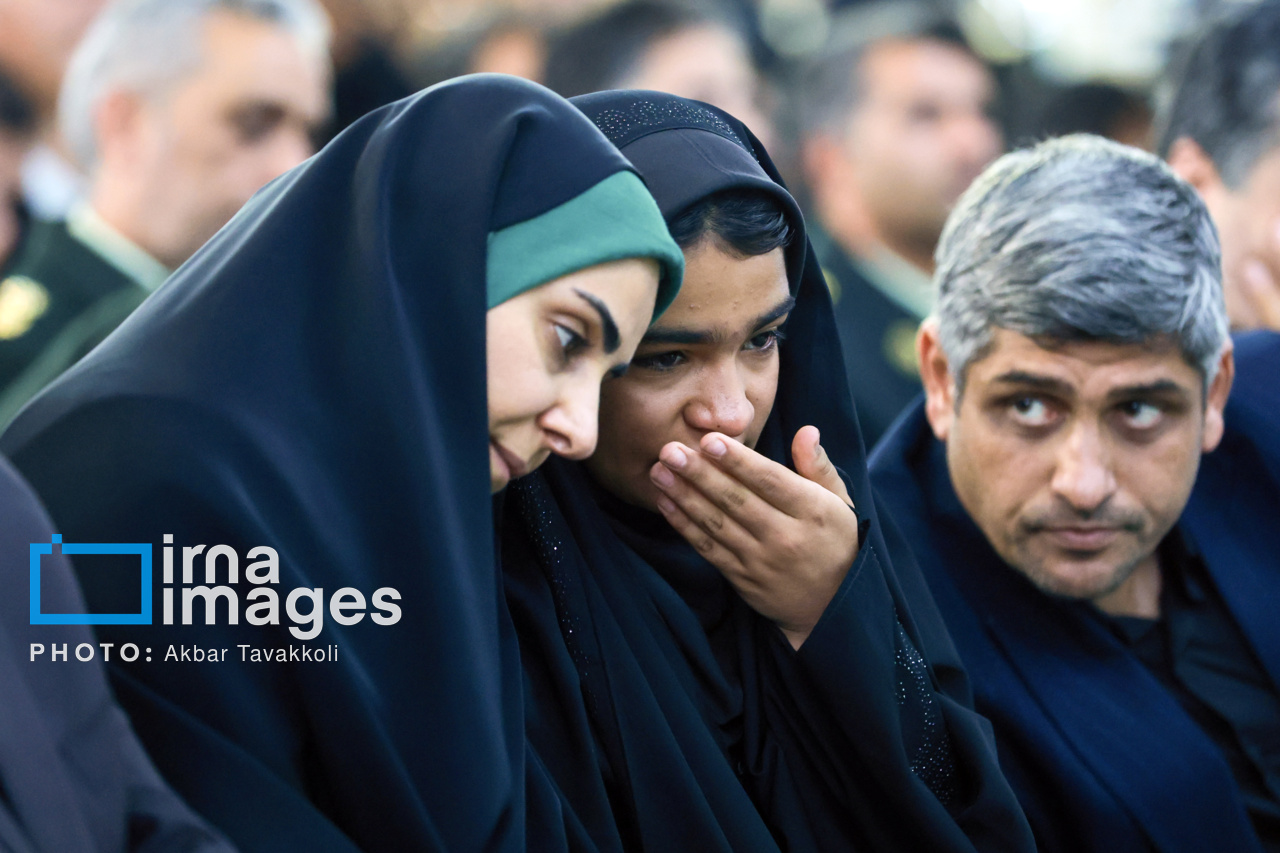 قالیباف و مسئولان در چهلم جان‌باختگان حادثه معدن طبس