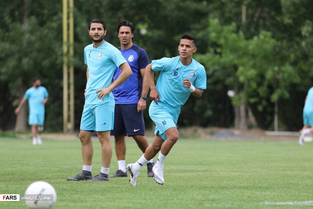 تمرین تیم فوتبال استقلال