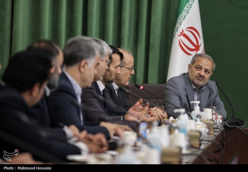 تقدیر از معلمان نمونه با حضور قالیباف