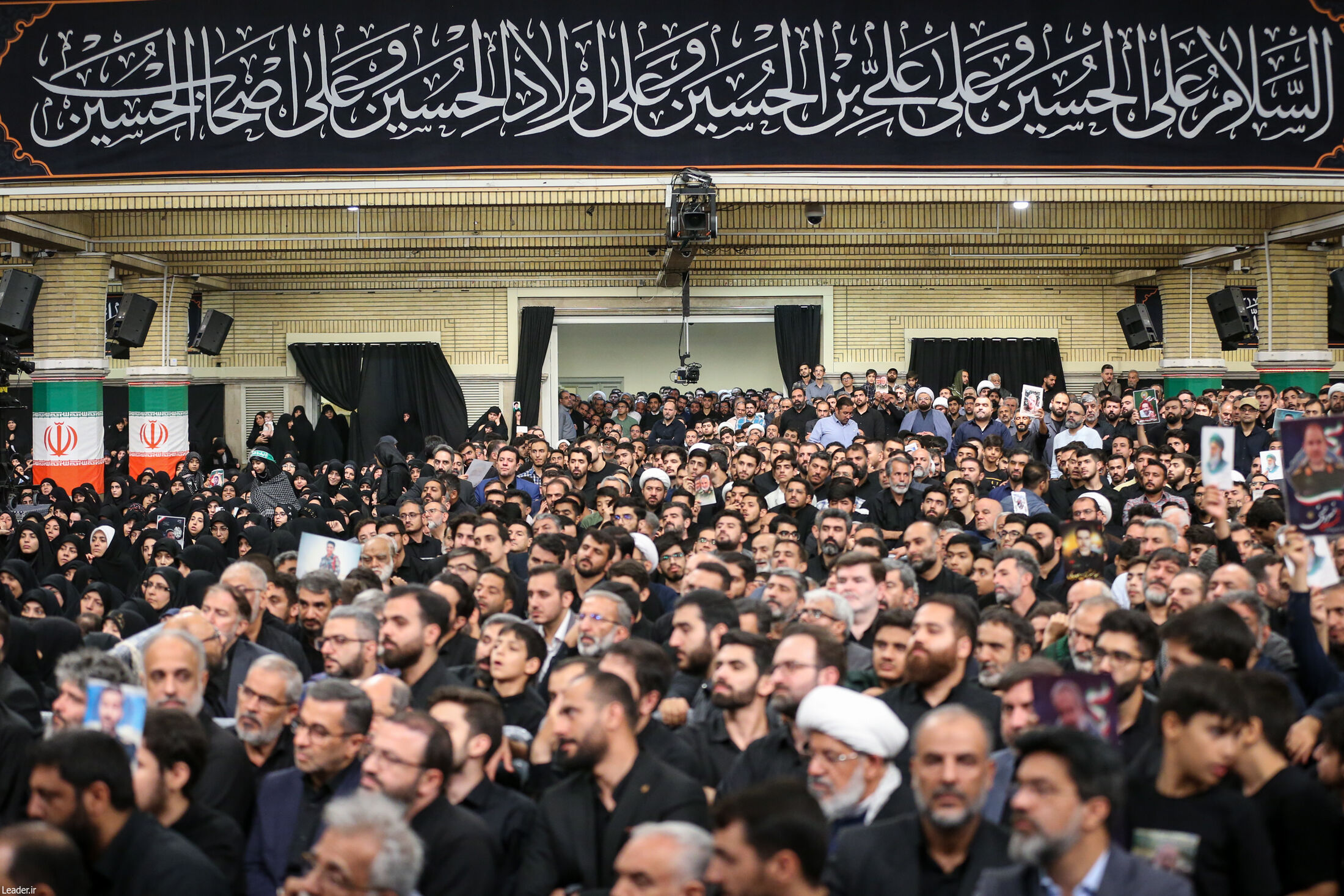 رهبر انقلاب در مراسم بزرگداشت شهدای جنگ تحمیلی