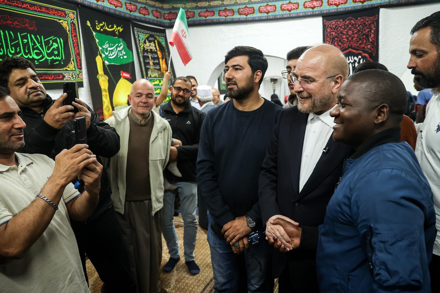 حضور قالیباف در جمع صمیمانه شیعیان آفریقای جنوبی