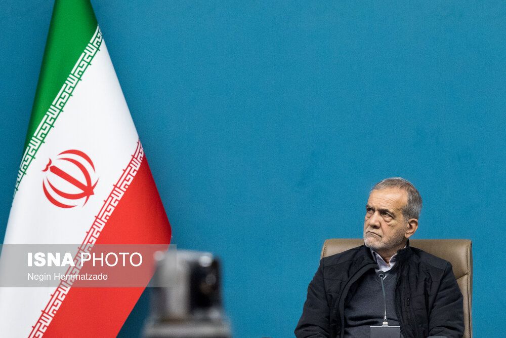 جلسه شورای عالی انقلاب فرهنگی