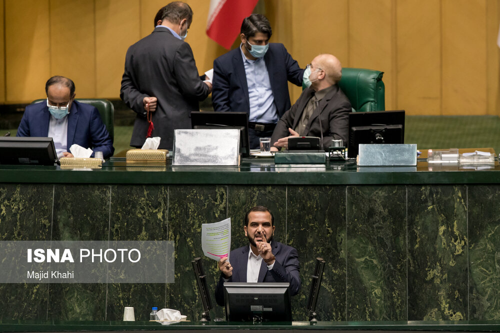 مجلس از طرح سوال از وزیر کشور تا مراسم تحلیف 