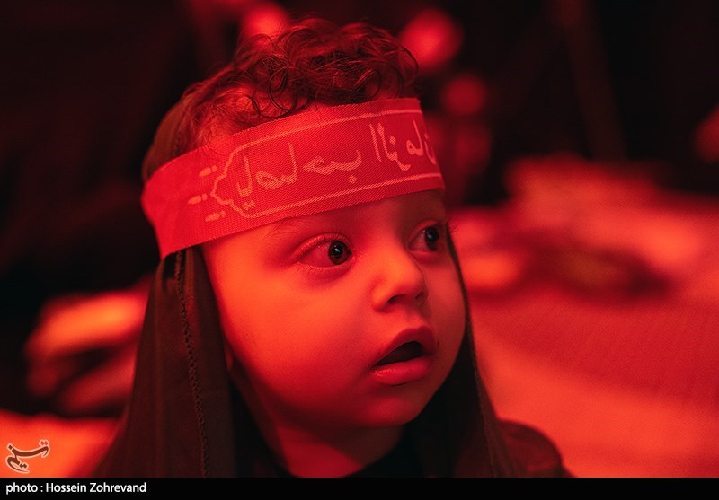 مراسم شیرخوارگان حسینی در امام زاده صالح (ع)