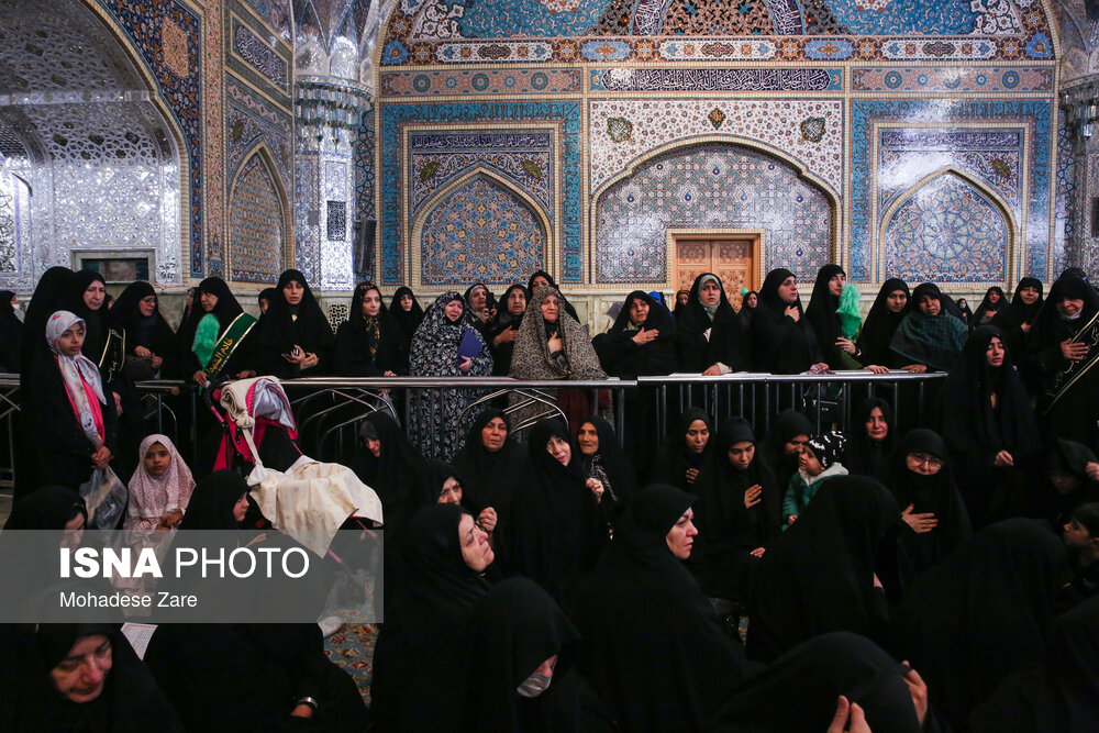 مراسم وداع با شهدای مرزبانی و دفاع مقدس در حرم مطهر رضوی