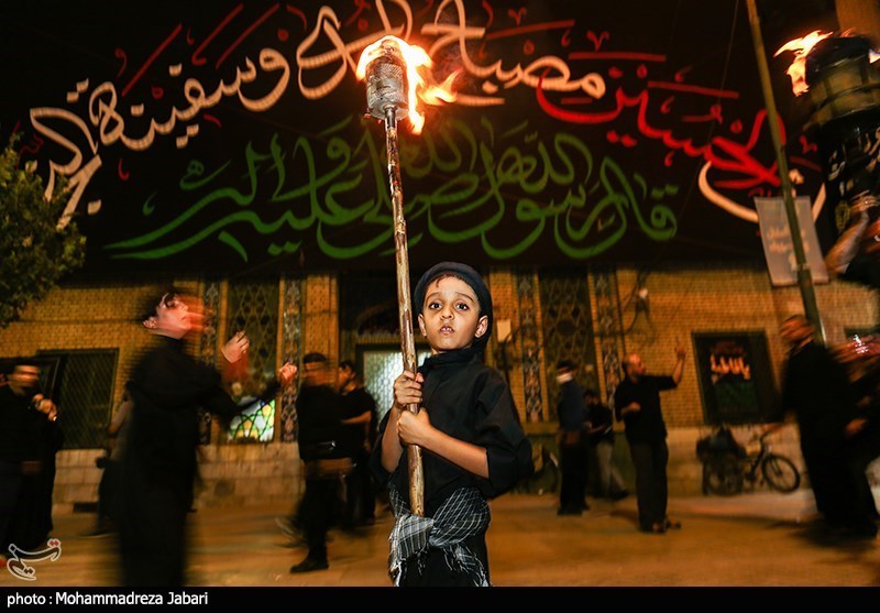  آئین مشعل گردانی نجفی‌های مقیم قم