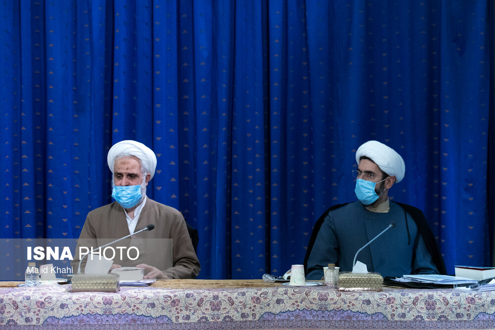 جلسه شورای عالی انقلاب فرهنگی 