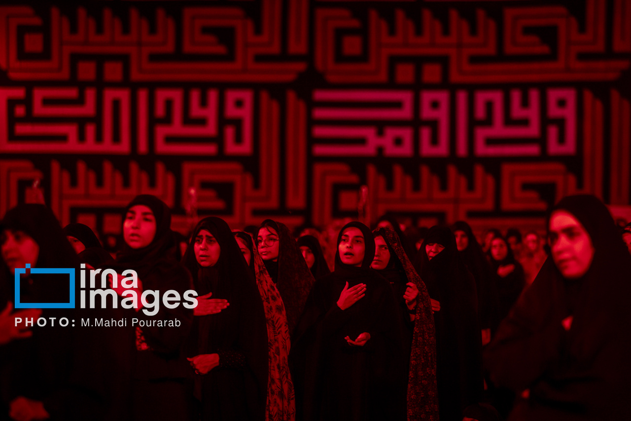 عزاداری شب پنجم محرم در هیات ریحانه النبی