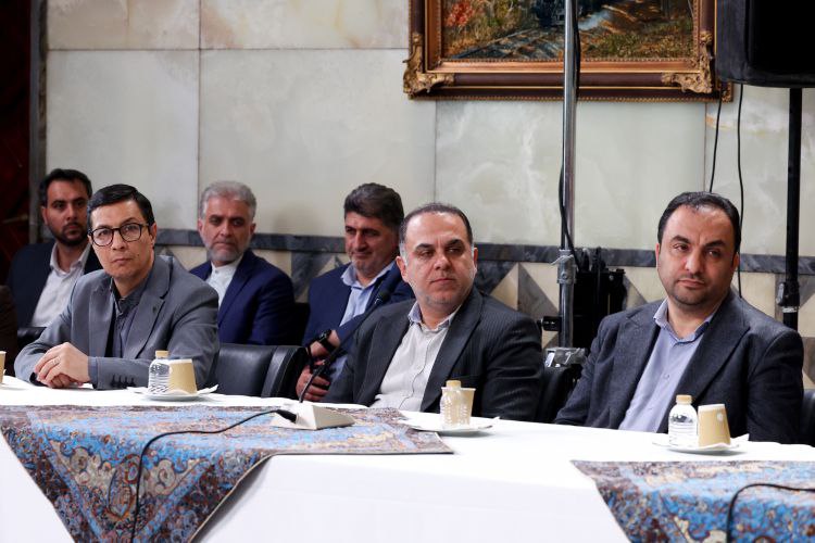 بازدید پزشکیان از خطوط راه‌آهن 