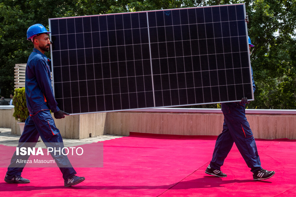 راه‌اندازی نیروگاه‌های خورشیدی