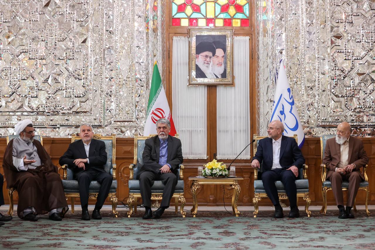 دیدارهای نوروزی جمعی از مسئولان نظام با قالیباف