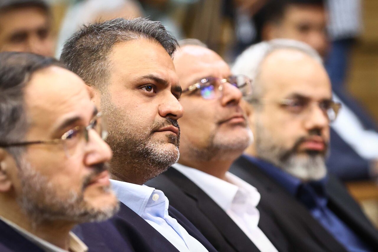 حضور قالیباف در اولین کارسوق حکمرانی داده‌محور