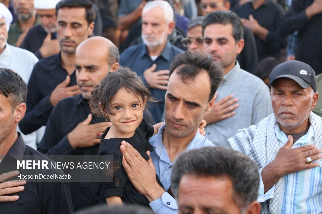  راهپیمایی عزاداران توکهور و هشتبندی در سوگ امام صادق(ع)