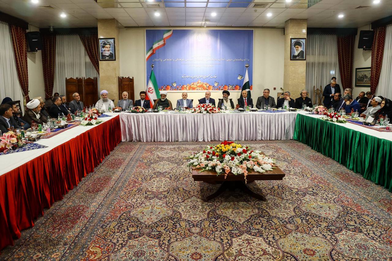 نشست صمیمی قالیباف