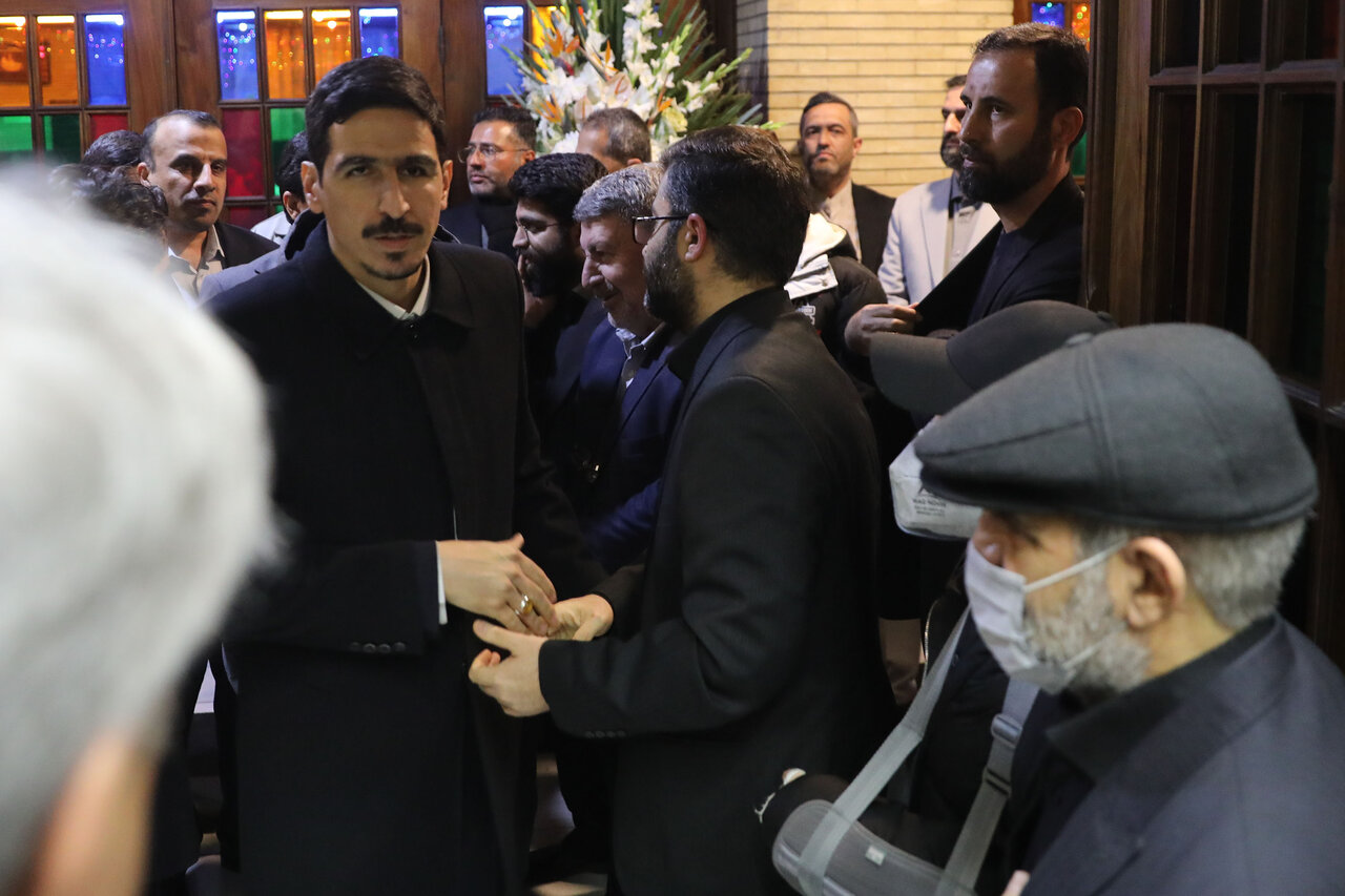 حضور قالیباف در مراسم ختم همسر و فرزندان معاون رئیس جمهور