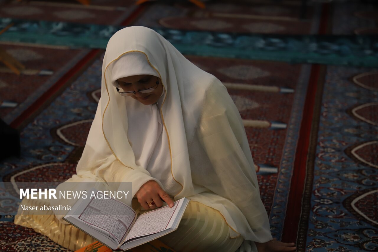 مراسم جزء خوانی قرآن کریم