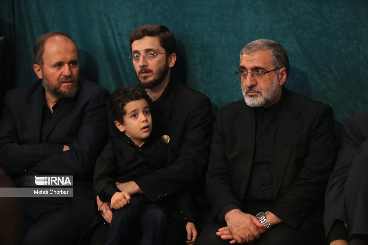 مراسم هفتمین روز شهادت رئیس جمهور در حرم رضوی