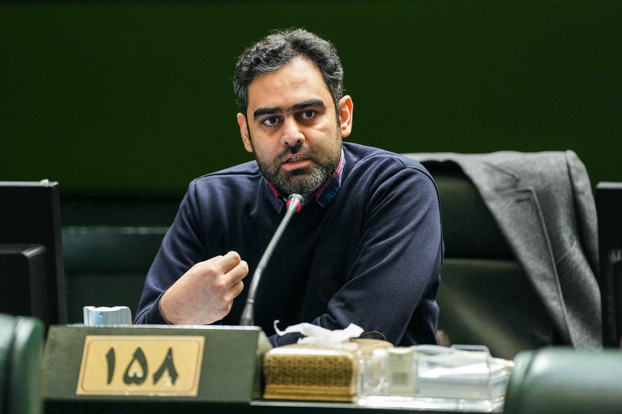 حضور امیر موسوی و عراقچی در جلسه غیرعلنی مجلس