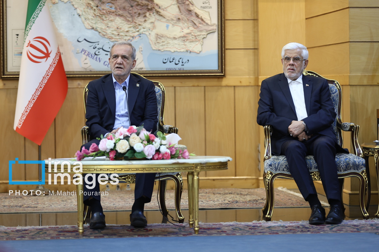 بدرقه رئیس جمهور به قزاقستان