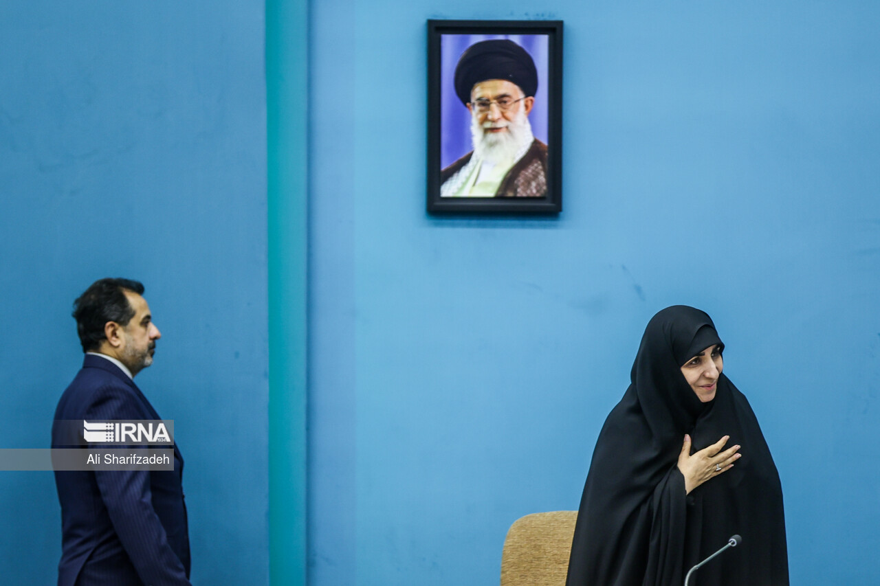 جلسه ستاد ملی جمعیت با حضور رئیسی