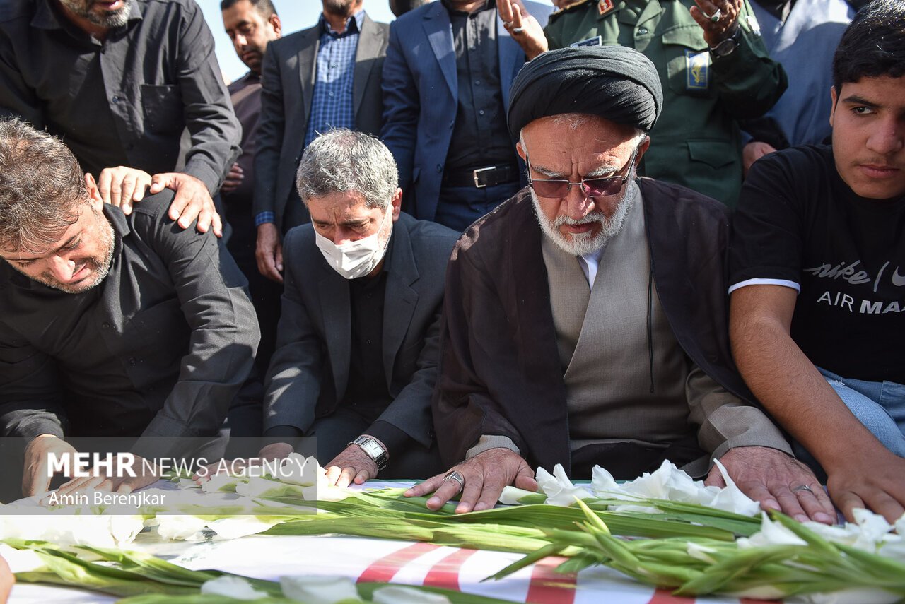 تشییع پیکر شهید «رضا زارع‌ مویدی»