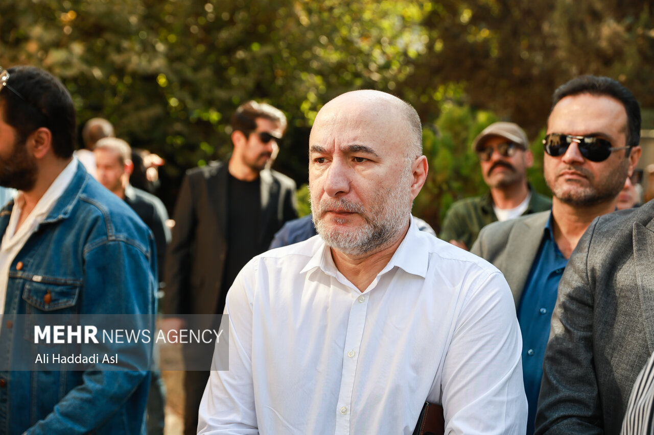 تصاویر مراسم تشییع پیکر ناصر تقوایی