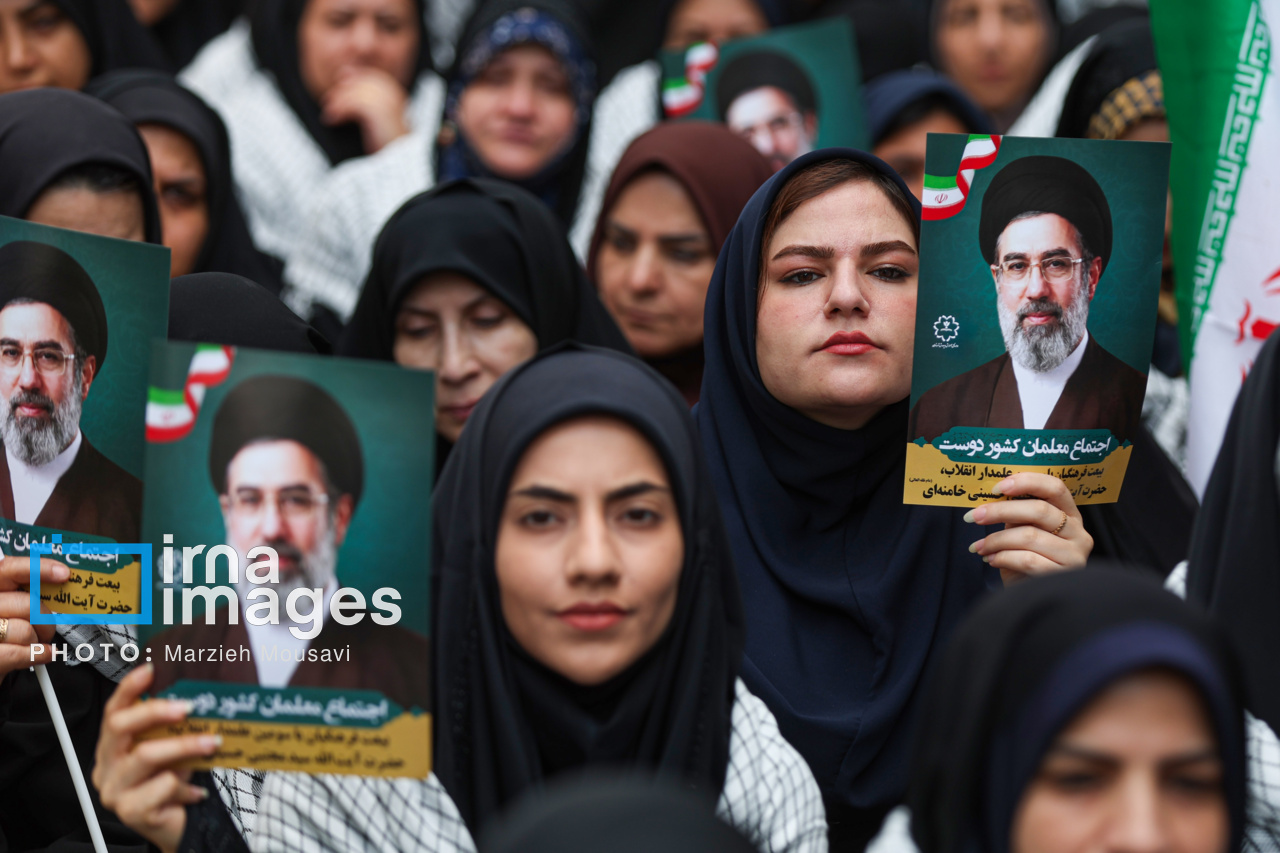 مراسم بیعت معلمان با رهبر معظم انقلاب