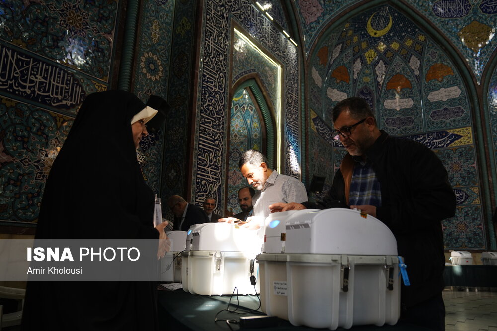 رای گیری مرحله دوم انتخابات مجلس - حسینیه ارشاد