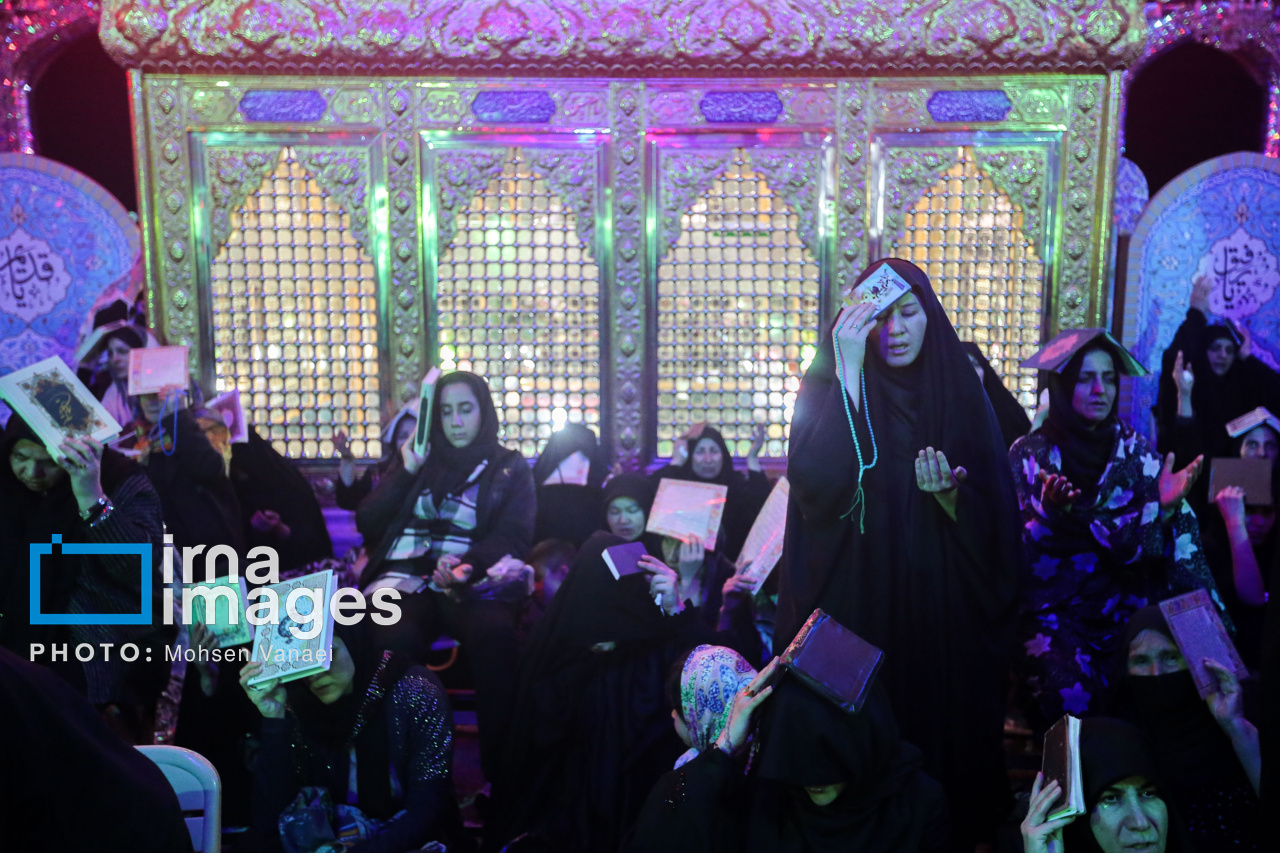  امامزاده پنج تن لویزان