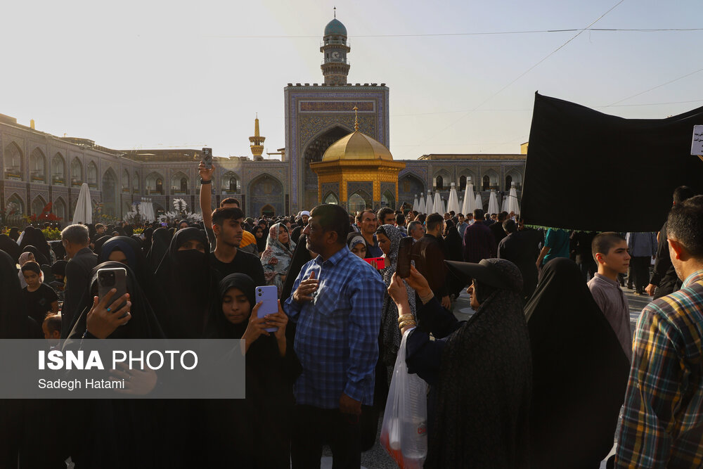 آیین سنتی اذن عزای امام حسین (ع) در حرم مطهر رضوی
