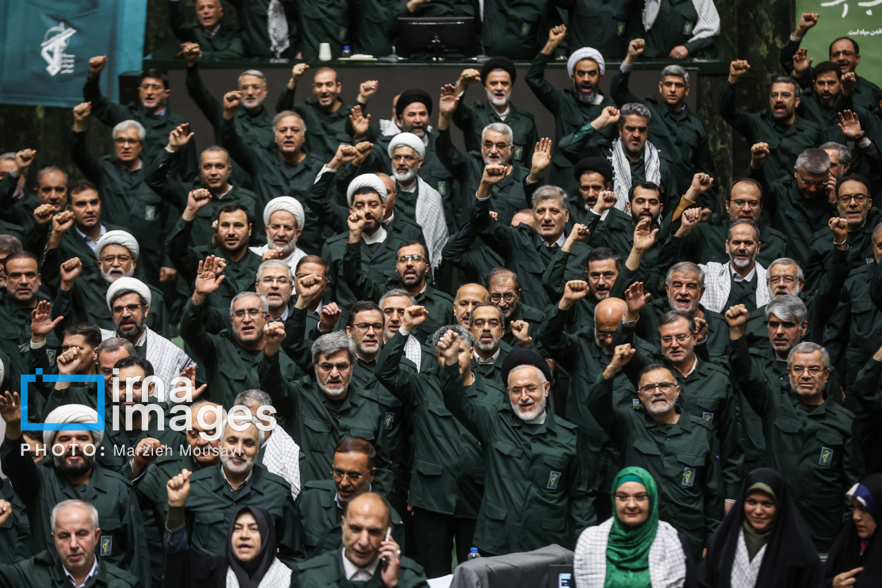 مراسم سالروز ورود امام خمینی(ره) به کشور