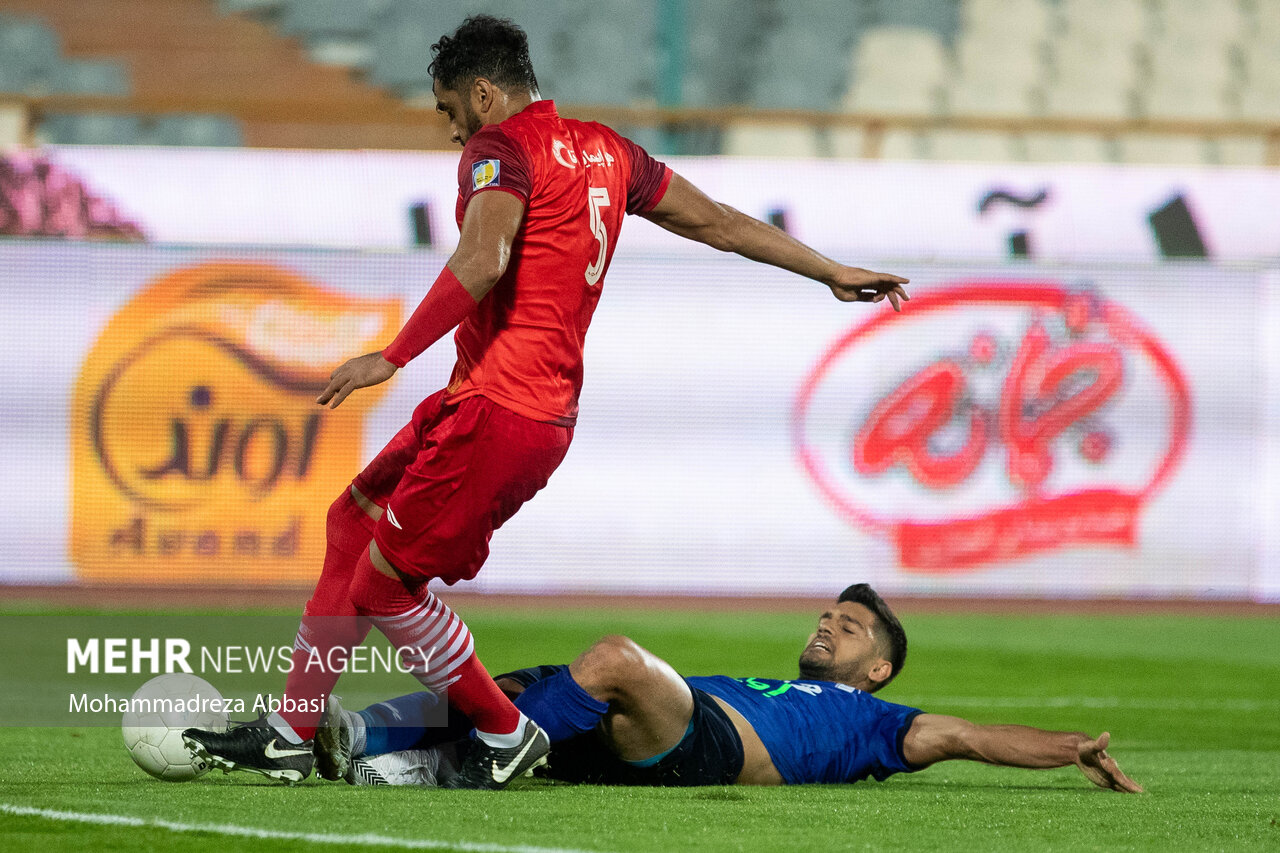 بازی دیدنی استقلال تهران و تراکتور تبریز