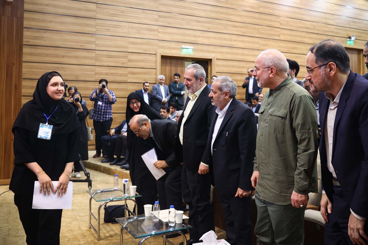 حضور قالیباف در اولین کارسوق حکمرانی داده‌محور