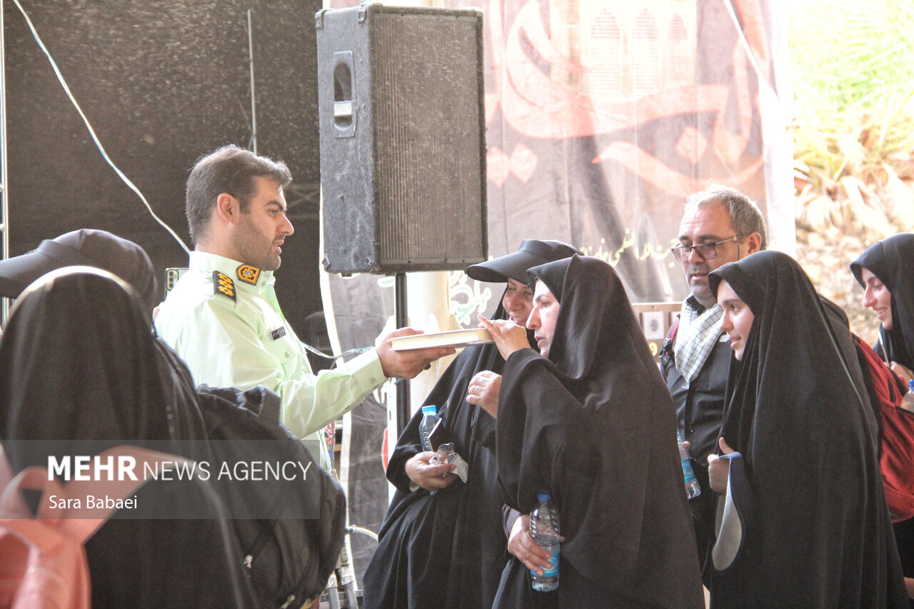 تردد زائران اربعین حسینی از مرز خسروی