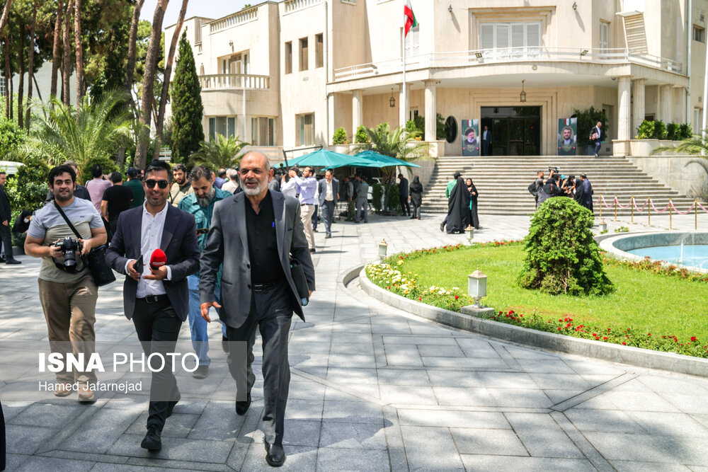  در حاشیه جلسه هیئت دولت