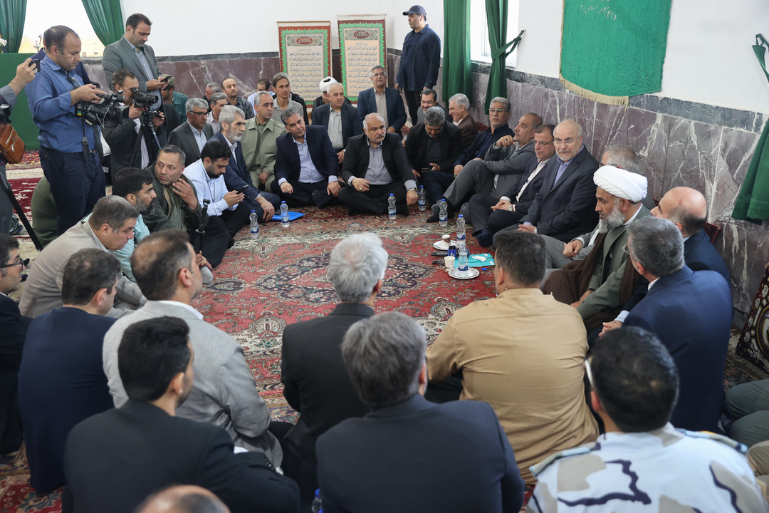  بازدید قالیباف از جزیره آشوراده