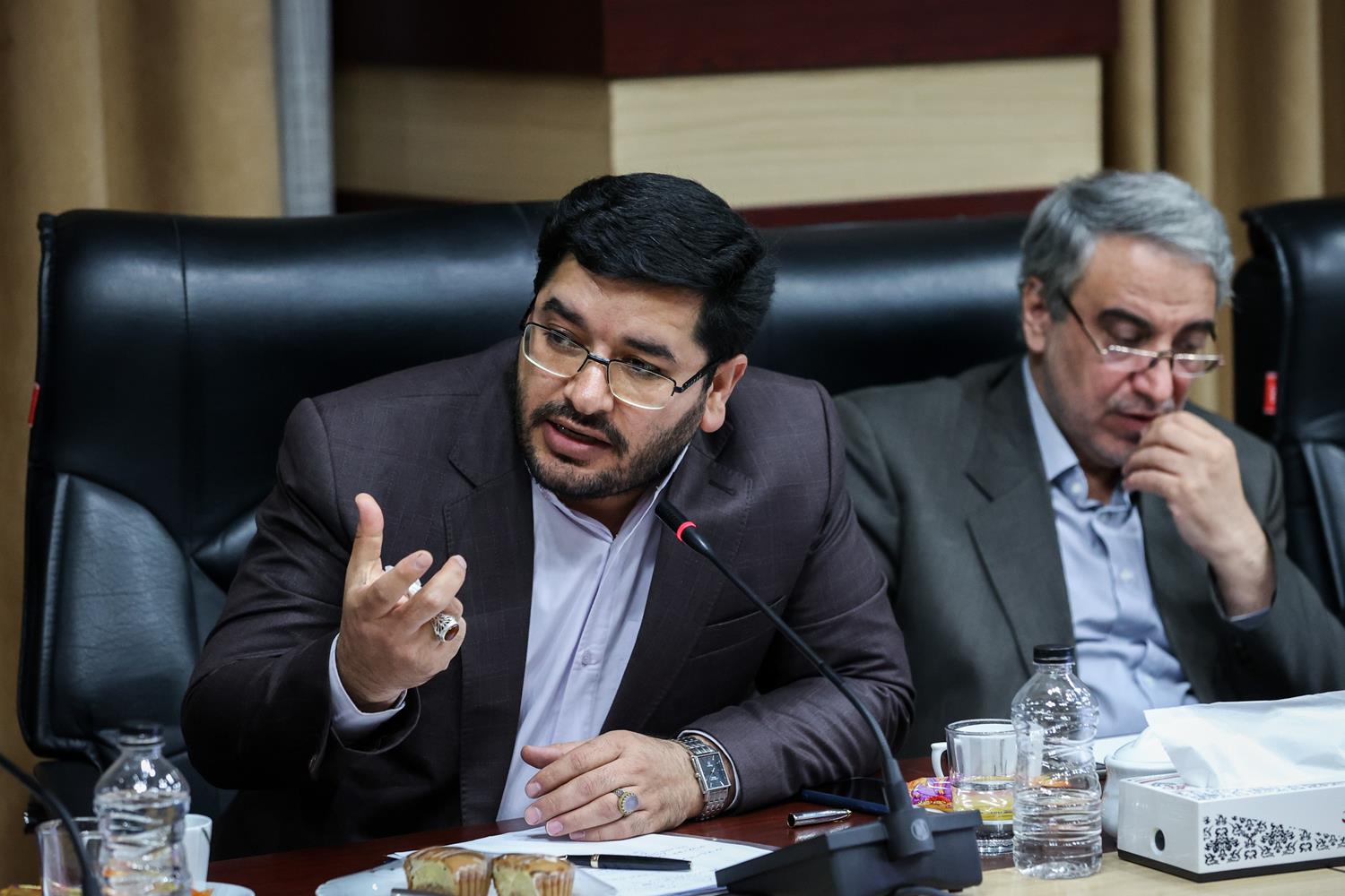 برگزاری دومین نشست تخصصی بررسی لایحه عفاف و حجاب با حضور قالیباف