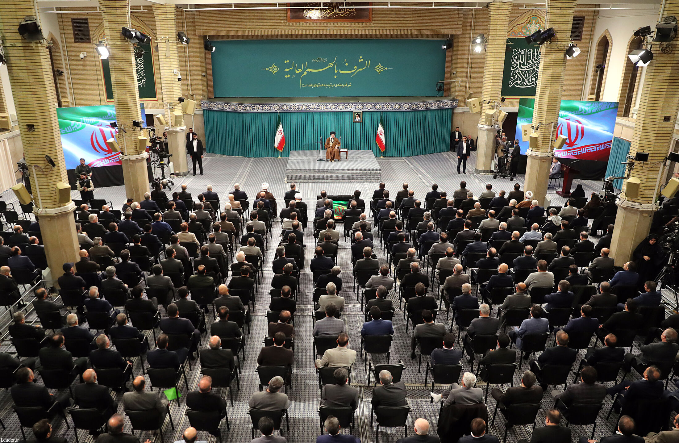 دیدار فعالان اقتصادی و تولیدکنندگان با رهبر انقلاب