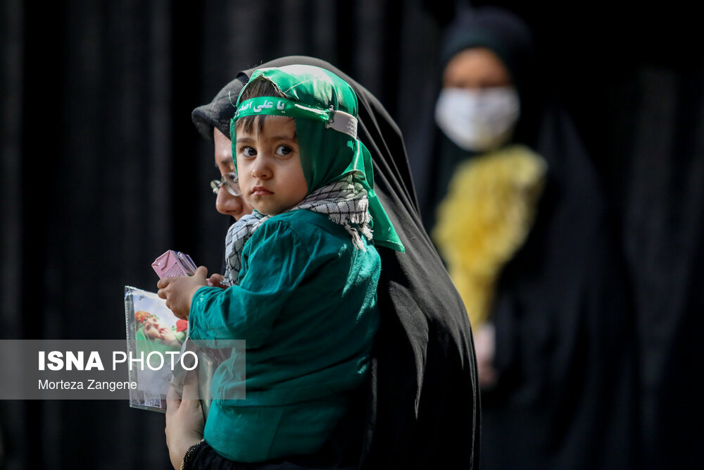 مراسم شیرخوارگان حسینی