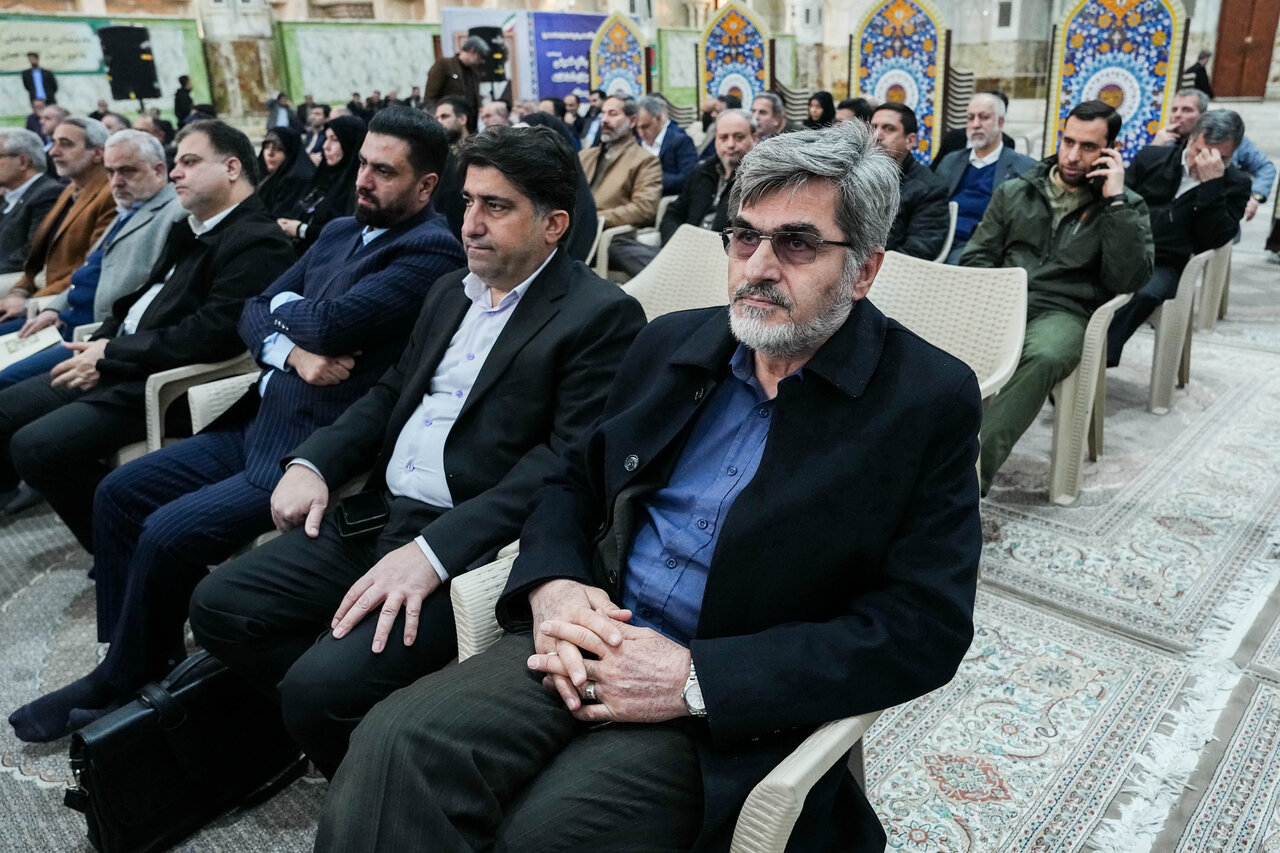 تجدید میثاق رئیس مجلس و نمایندگان با آرمان‌های امام(ره)