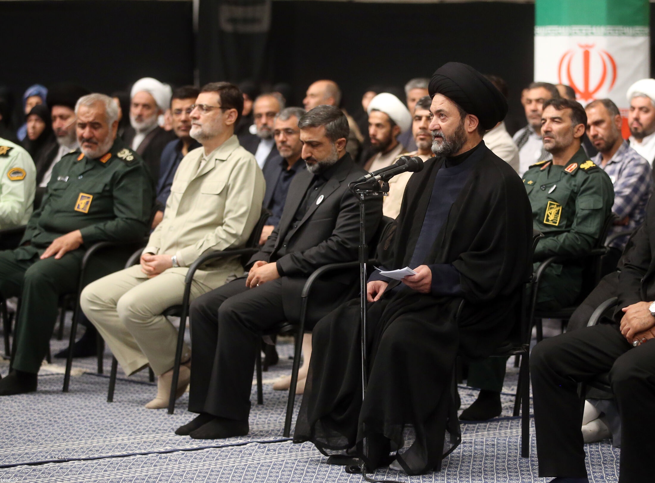 دیدار اعضای ستاد برگزاری کنگره ملی شهدای استان اردبیل با رهبر انقلاب