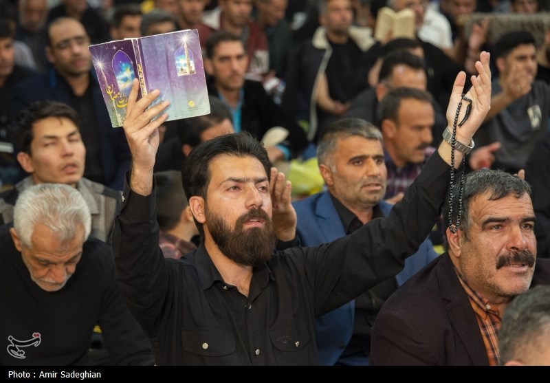  مراسم احیای شب قدر در حرم مطهر حضرت شاهچراغ (ع)