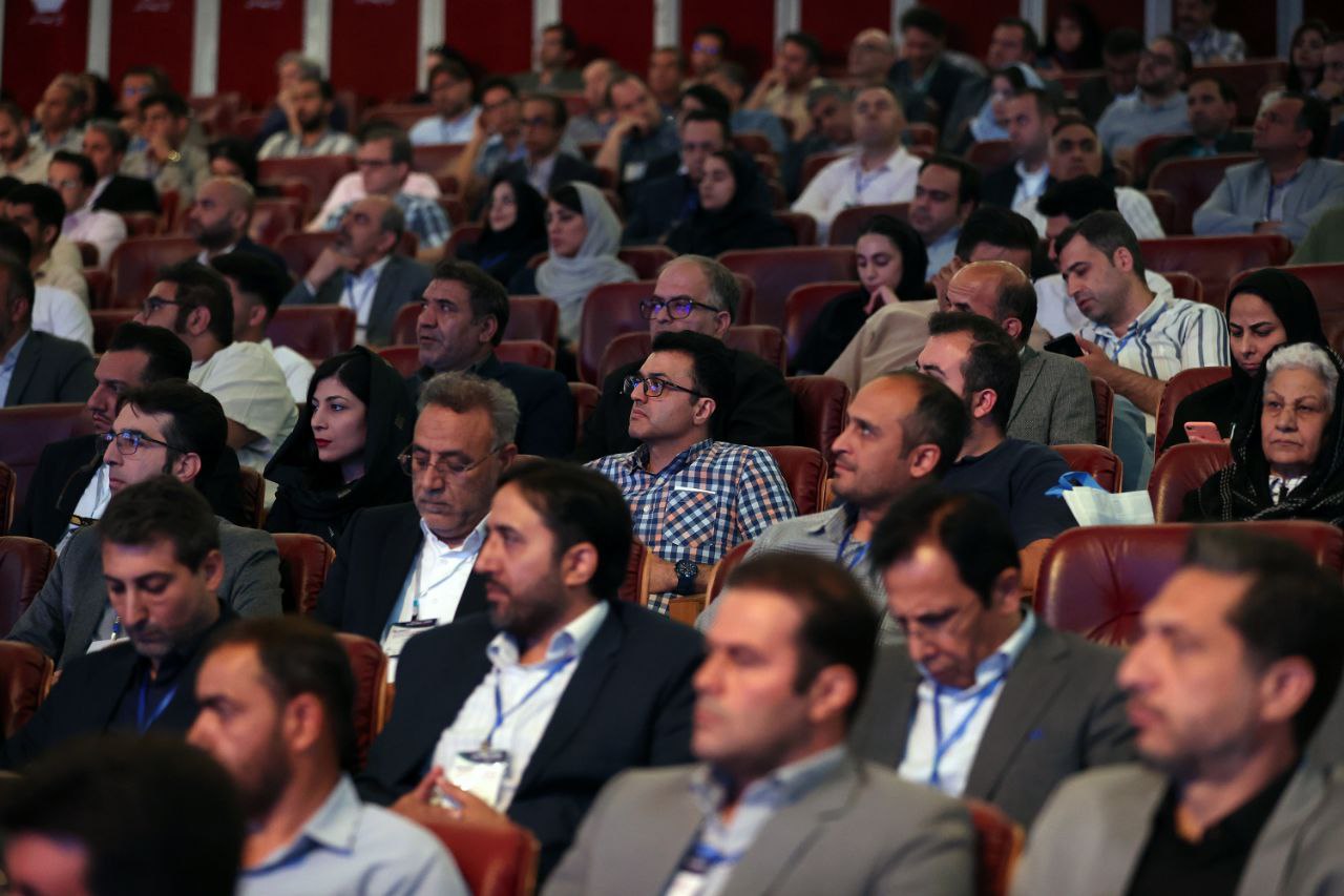 سخنرانی قالیباف در نهمین کنفرانس بین‌المللی انرژی‌های تجدیدپذیر