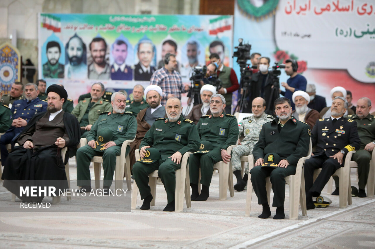 تجدید میثاق فرماندهان ارشد نیروهای مسلح با آرمان‌های امام (ره)