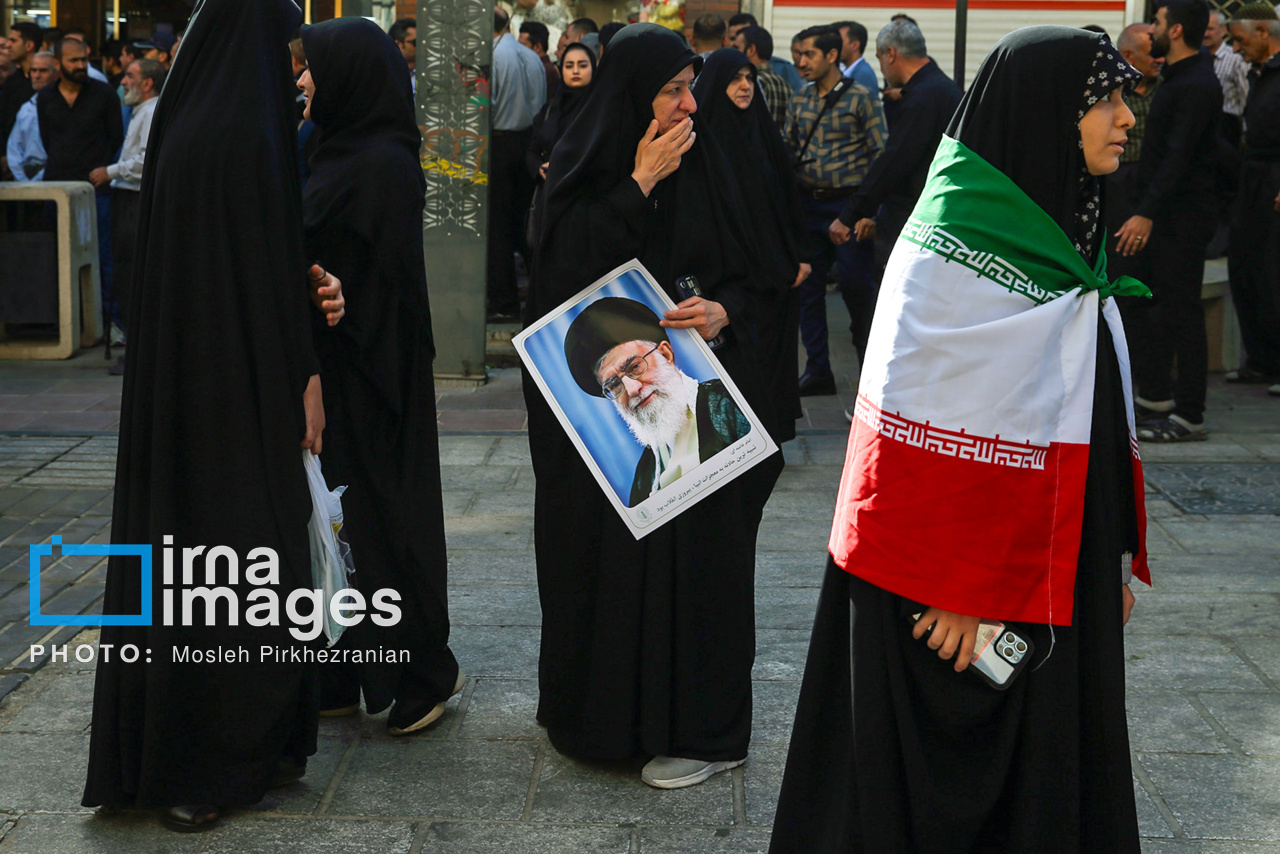 تشییع پیکر شهید مدافع وطن در سنندج