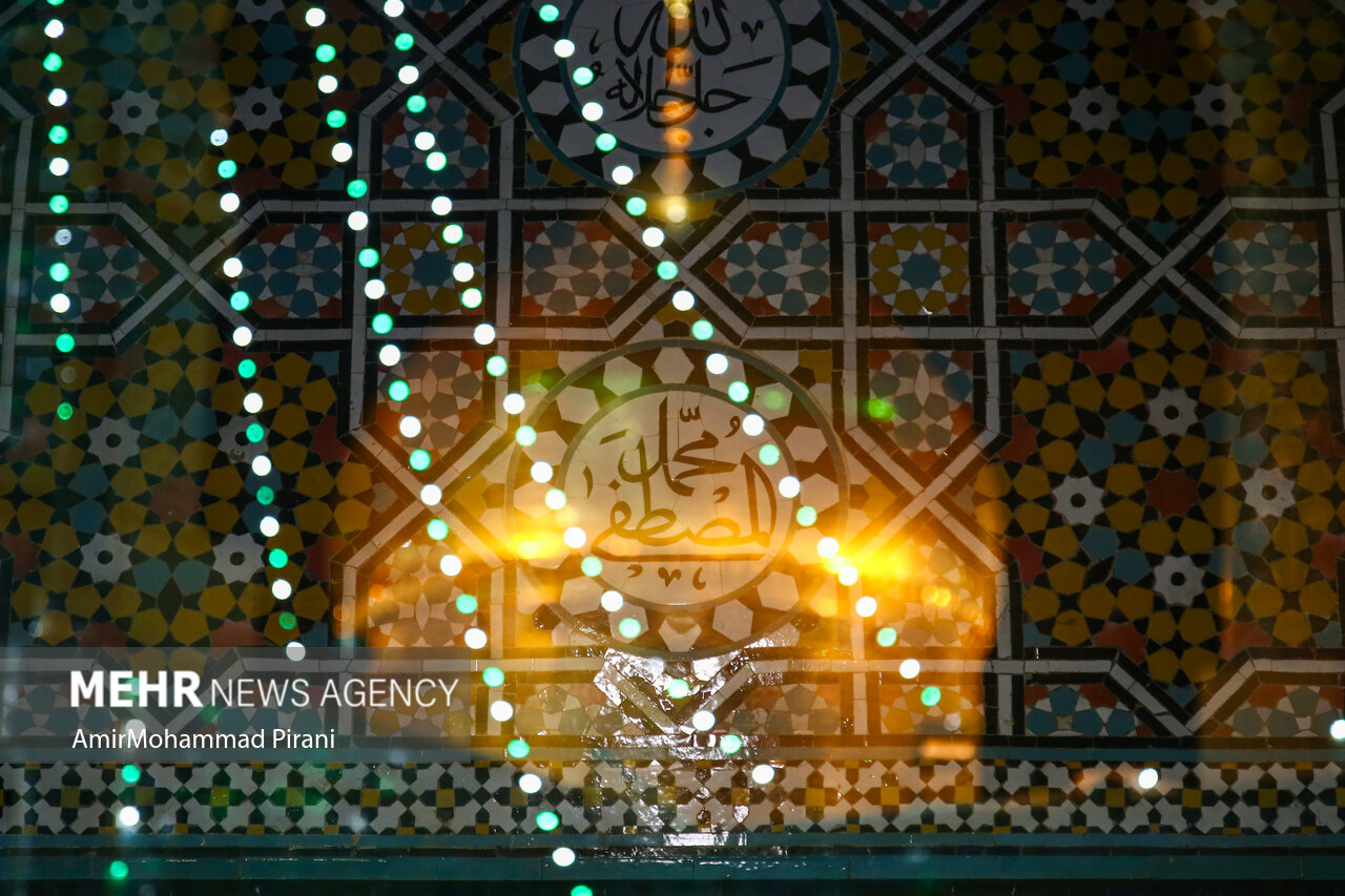 شب مبعث پیامبر اکرم (ص) در حرم حضرت معصومه (س)