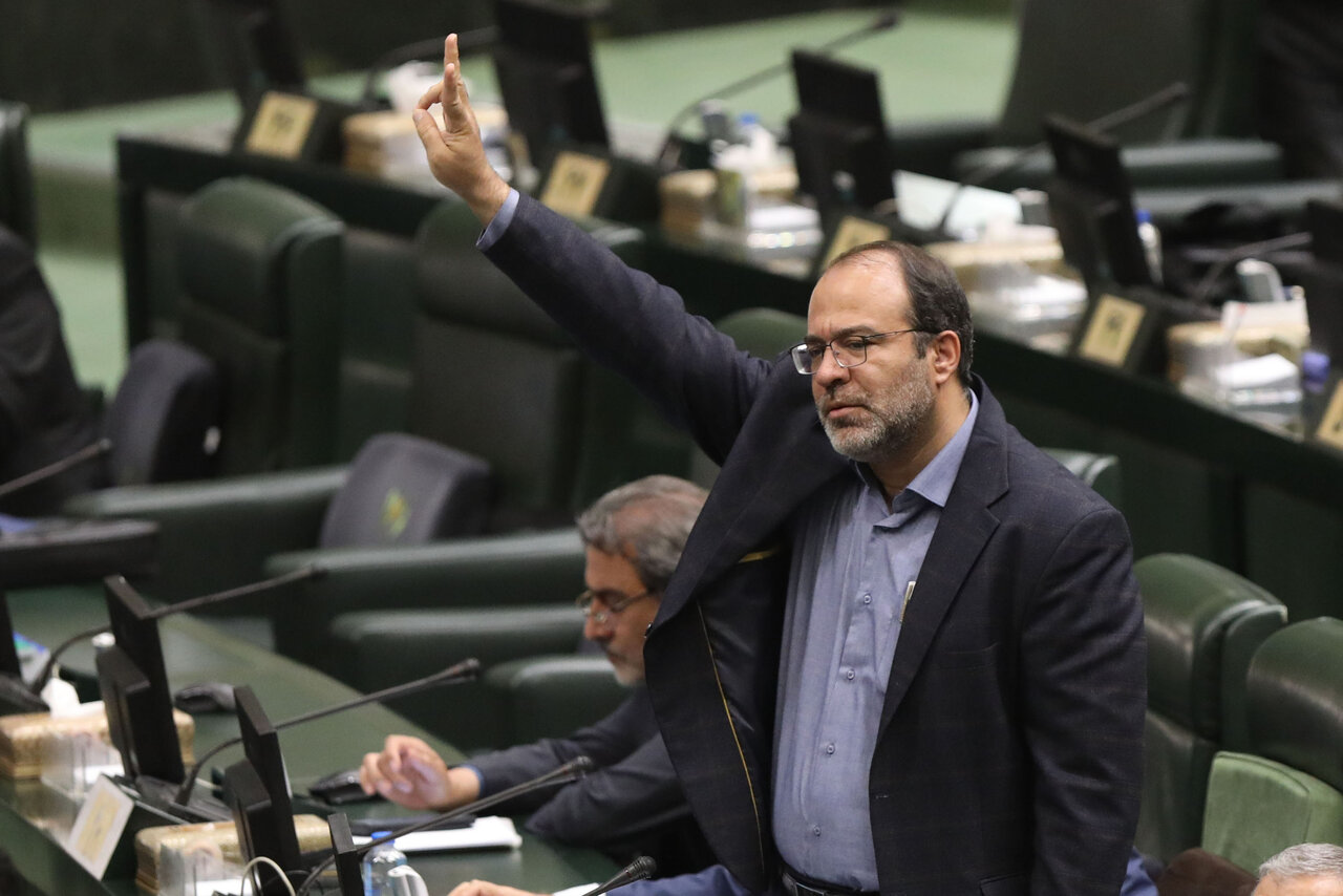 نشست علنی مجلس ۱۸ شهریورماه ۱۴۰۴